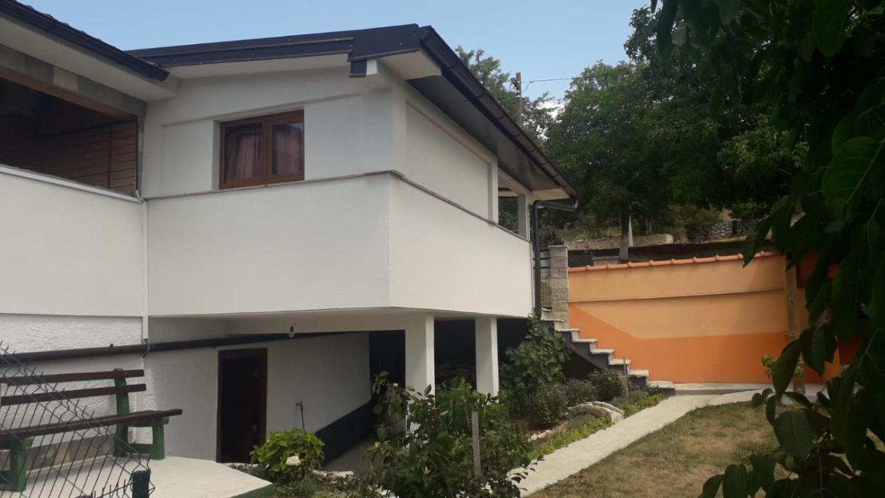 Вілла Weekend House Petar Lusnic Екстер'єр фото