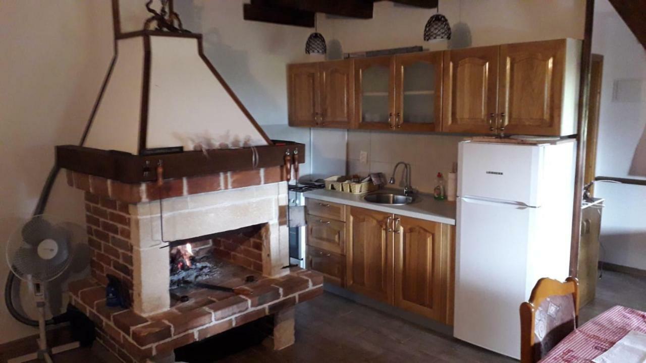 Вілла Weekend House Petar Lusnic Екстер'єр фото